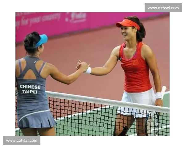 郑洁对决彭帅的巅峰较量中国金花内战引爆赛场风云再起全场瞩目